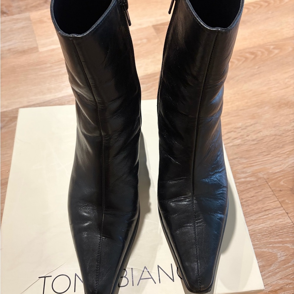 Tony Bianco Black Pointed Toe Leather Ankle Booties